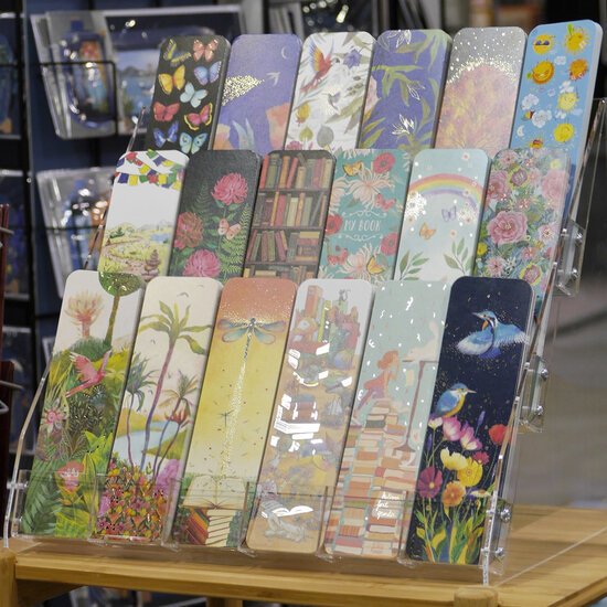plexiglas display voor 18 boekenleggers | Mano cards groothandel
