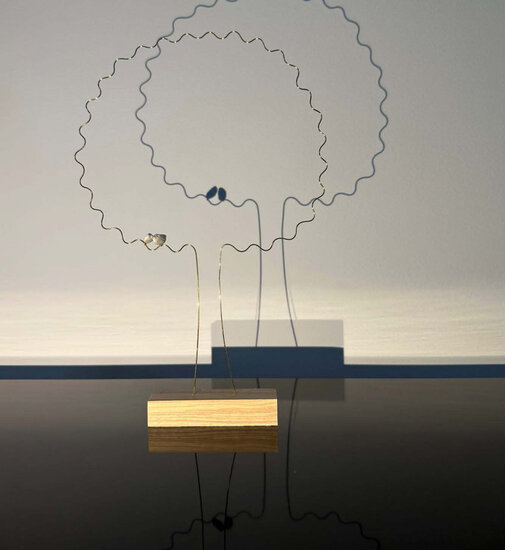 Sculptuur Laurent Tr&eacute;bout - gouden boom - arbre d&#039;or