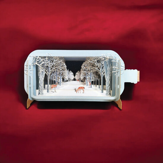 XMIB122 Message in a Bottle kerstkaart - bos en sneeuw