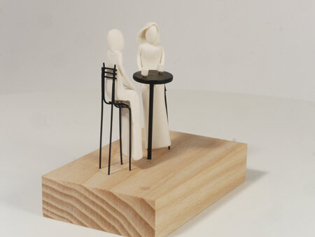 Sculptuur Laurent Trébout - eerste kopje koffie - premier café