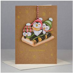 WHC061 kerstkaart met houten hanger - merry christmas - pinguins | mano cards groothandel