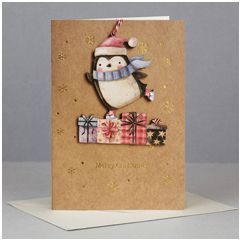 WHC042 kerstkaart met houten hanger - merry christmas - pinguin | mano cards groothandel
